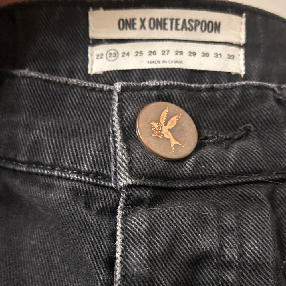 NWOT One Teaspoon Mid Rise Trucker Jeans